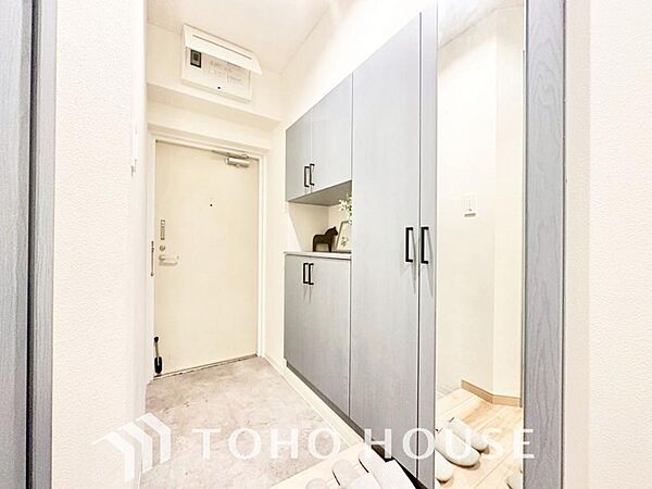 玄関を拡大表示
