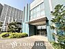 エントランス：物件の陽当りや通風、周辺環境や街並みなど、資料には掲載していない情報をぜひ現地でご確認ください。