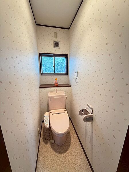 トイレを拡大表示