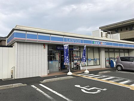 ローソン 春日部中央三丁目店（1078m）