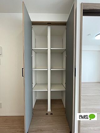 ダイニング横の...