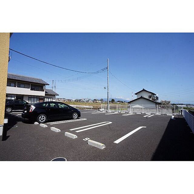 6 / 6