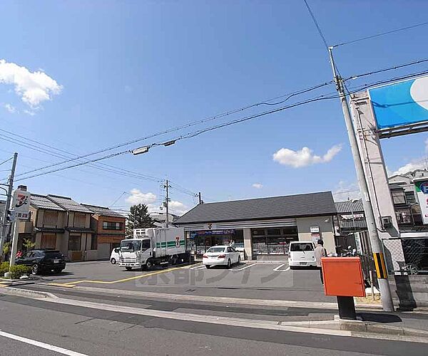 セブンイレブン智恵光院上長者町店まで234m 敷地内ガレージが広々。店内も新しく綺麗ですよ。