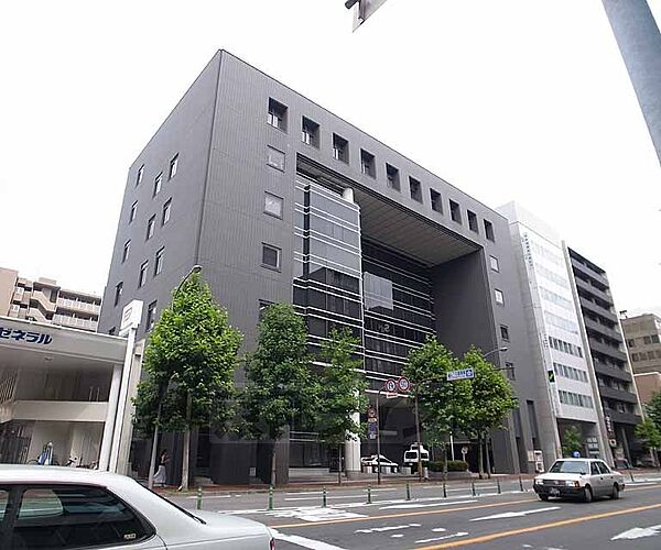 画像7:下京警察署まで748m 下京区の警察署です。