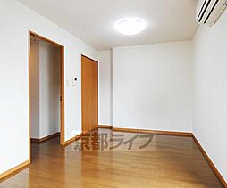 近鉄京都線 東寺駅 徒歩5分の賃貸マンション 2階1Kのリビング/ダイニング