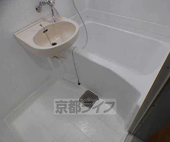 浴室