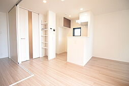 ＭＣＧ吉塚 201 2階1LDKのリビング/ダイニング