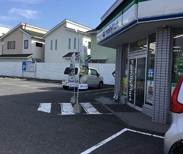 画像22:【コンビニエンスストア】ファミリーマート 明石魚住店まで205ｍ