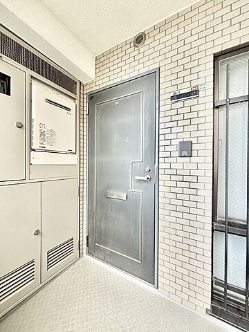 玄関 ルイシャトレ越谷大袋 7階/-