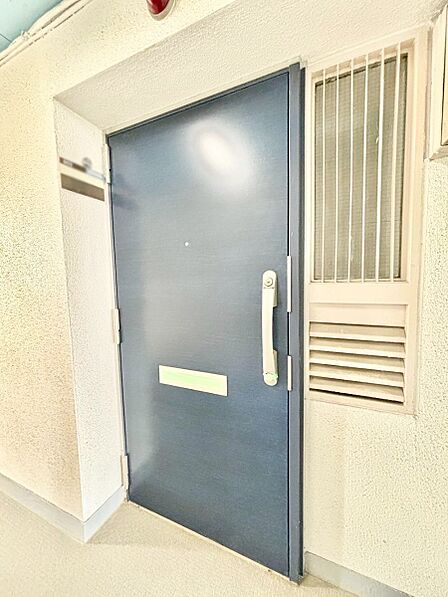 玄関ドア