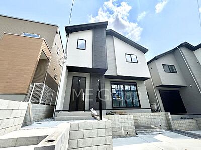 外観:暮らしやすさと居心地の良さにこだわったシンプルで飽きのこないデザイン ! 外観:暮らしやすさと居心地の良さにこだわったシンプルで飽きのこないデザイン !