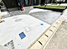 駐車場：生活に欠かせない駐車スペース。
