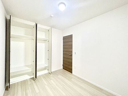 収納が充実しているので居住スペースを広々使えます
