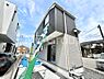 外観：たっぷりの陽光と開放感に包まれる明るい住まい  