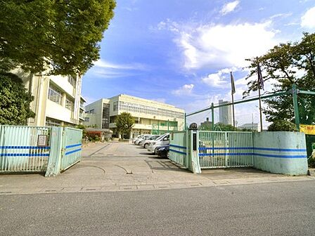 中学校 1100m 春日部市立春日部中学校