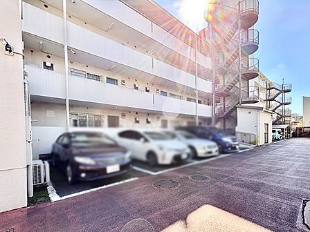 駐車場（空き状況は都度ご確認ください）