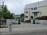 周辺：中学校 870m 川口市立榛松中学校