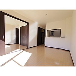 BRAIN TOSHIビル 2階2LDKのリビング/ダイニング