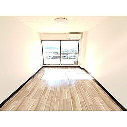 スウィートフレンド 3階1Kのリビング/ダイニング