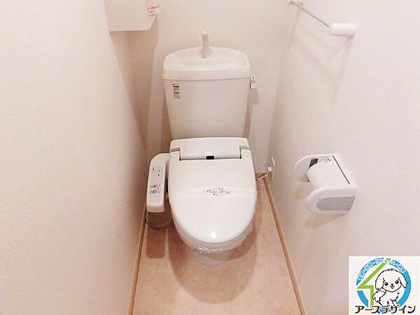 画像10:シンプルで使いやすいトイレです