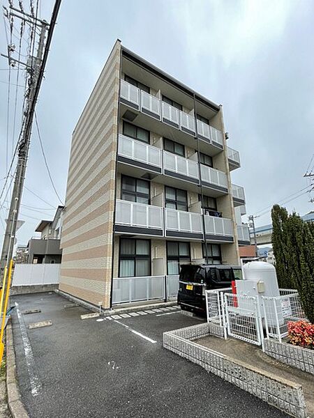 レオパレス南の風 ｜広島県広島市中区江波二本松1丁目(賃貸マンション1K・3階・20.28㎡)の写真 その1