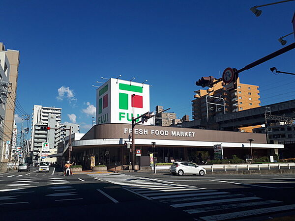 画像7:スーパー「フジ三篠店まで381ｍ」
