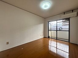 ウイング五日市 3階1Kのリビング/ダイニング