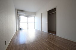 八木興産ビル 1階1Kのリビング/ダイニング