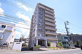 ラフィーヌ牛田本町  ｜ 広島県広島市東区牛田本町1丁目（賃貸マンション2LDK・4階・60.84㎡） その1