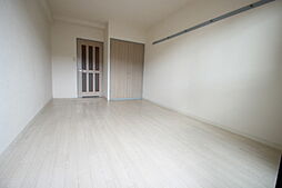 カーナ西田 1階1Kのリビング/ダイニング