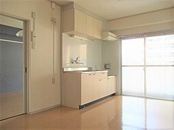 第1吉岡ビル 6階2LDKのリビング/ダイニング