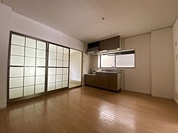 トリヴァンベール田方 3階3DKのリビング/ダイニング