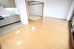 シーブリーズ東原壱番館 2階3LDKのリビング/ダイニング