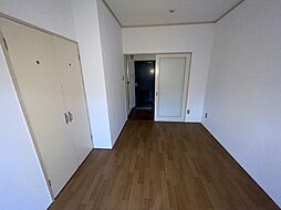 メープル琥珀 1階1Kのリビング/ダイニング