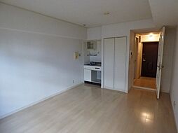 ライオンズマンション京橋川 4階ワンルームのリビング/ダイニング