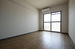 ウイング上安 5階1Kのリビング/ダイニング