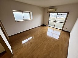 リバーハイム古市 3階1DKのリビング/ダイニング