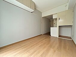 カーサ平野町 1階ワンルームのリビング/ダイニング