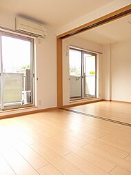 ヌーヴェル・ブリーゼ 3階2LDKのリビング/ダイニング