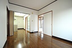 久大マンション 201 2階3LDKのリビング/ダイニング