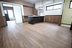 ネットビル10 3階2LDKのリビング/ダイニング