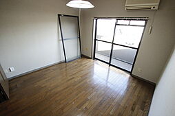 フレンドリーとも 3階1Kのリビング/ダイニング