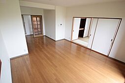 サンリバー 2階2LDKのリビング/ダイニング