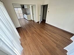 メゾネット己斐 1階3LDKのリビング/ダイニング