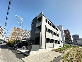 広島県広島市安佐南区大町東3丁目（賃貸アパート1LDK・3階・30.01㎡） その1