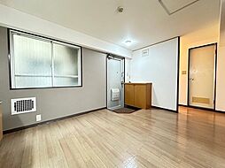 都ビル 3階1LDKのリビング/ダイニング