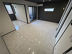 Flugel 1階1LDKのリビング/ダイニング