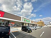 スーパー「フジ古市店まで493ｍ」