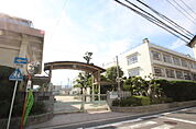 小学校「広島市立舟入小学校まで409ｍ」
