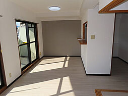 グリーンコート毘沙門 8階2LDKのリビング/ダイニング